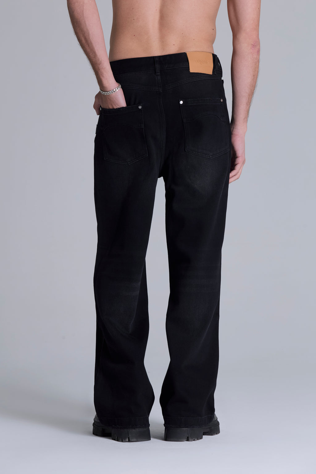Hendrix Black Jean